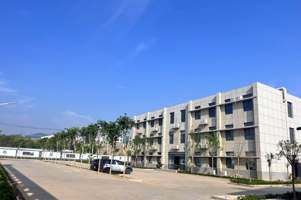 新乡市db电竞生物科技有限公司是一家集中间体与精细化工生产与研发为一体的综合型科技企业